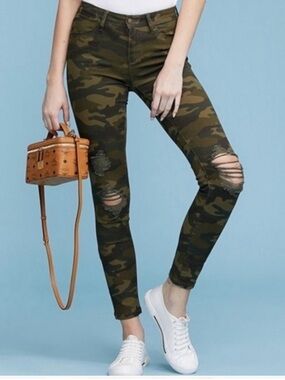 NWT Judy Blue Destroyed Camo Skinny Jeans Sz 13
